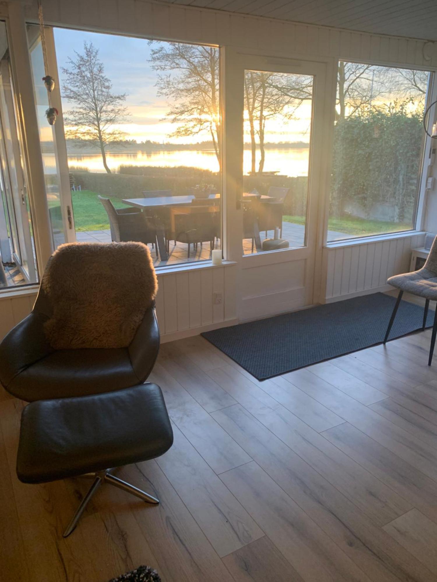 Huset Ved Soen Taet Pa Herning Og Mch Og Boxen 90 M2 Sunds Екстериор снимка