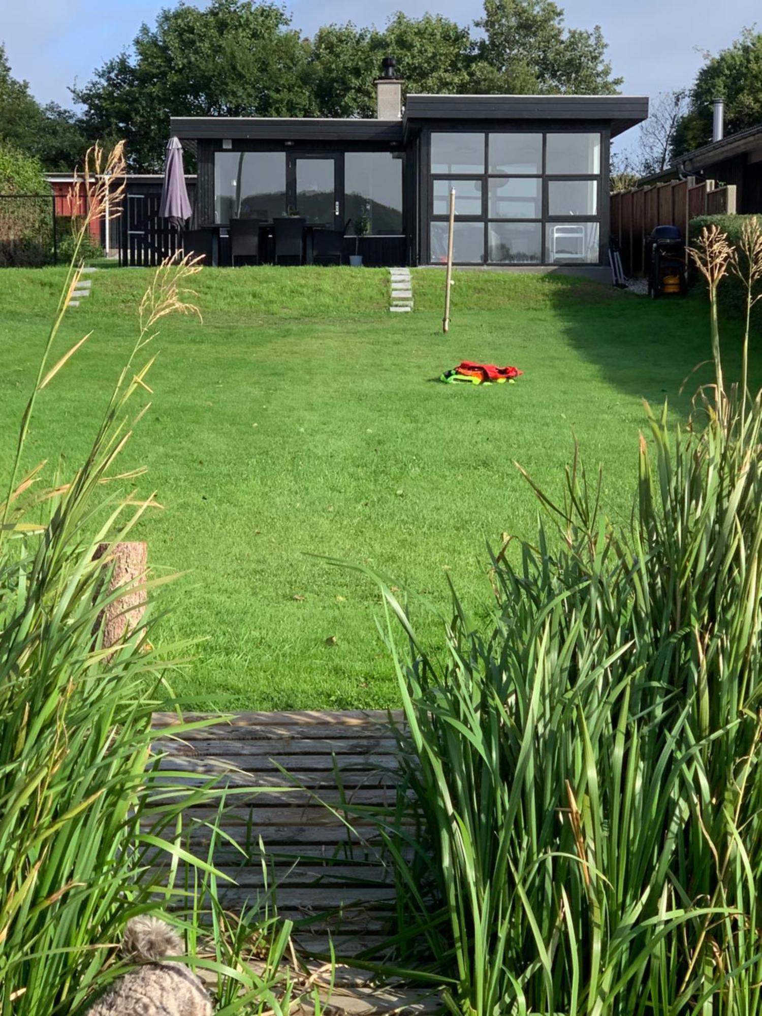 Huset Ved Soen Taet Pa Herning Og Mch Og Boxen 90 M2 Sunds Екстериор снимка